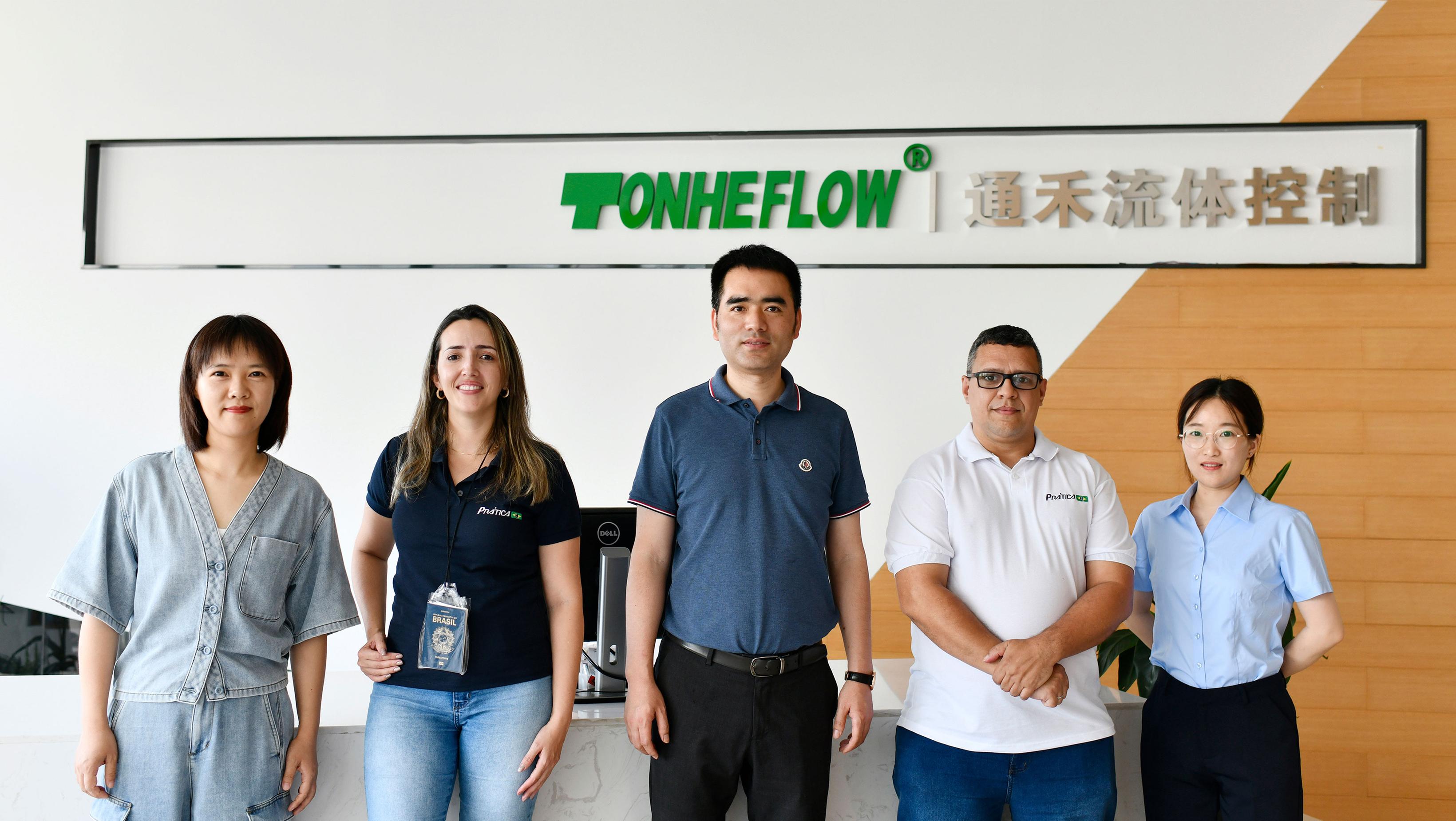 Warmly welcome丨Brazil customers visit our factory